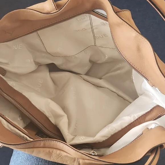 Tranzione Duo Tan Purse - Picture 5 of 7